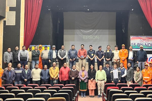 नगर निगम के टाउन हॉल में 02 दिवसीय आपदा प्रबंधन संबंधी प्रशिक्षण कार्यक्रम का आयोजन का शुभारंभ किया गया है।