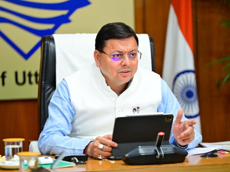 मुख्यमंत्री ने उच्चाधिकारियों के साथ की कांवड़ मेला2025 की तैयारियों की समीक्षा।