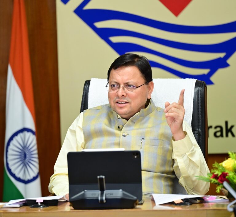 सीएम धामी ने किया उत्तराखंड प्रीमियर लीग 2025 का समापन, विजेता टीम को दी बधाई।