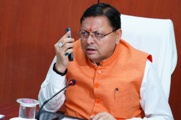 ख्यमंत्री ने खटीमा में किया 215 फीट ऊँचे तिरंगे का लोकार्पण।