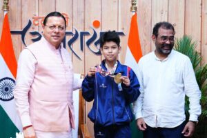 पुष्कर सिंह धामी ने आज 11 वर्षीय प्रतिभाशाली कराटे खिलाड़ी क्रियांश कौशिक को सम्मानित किया।